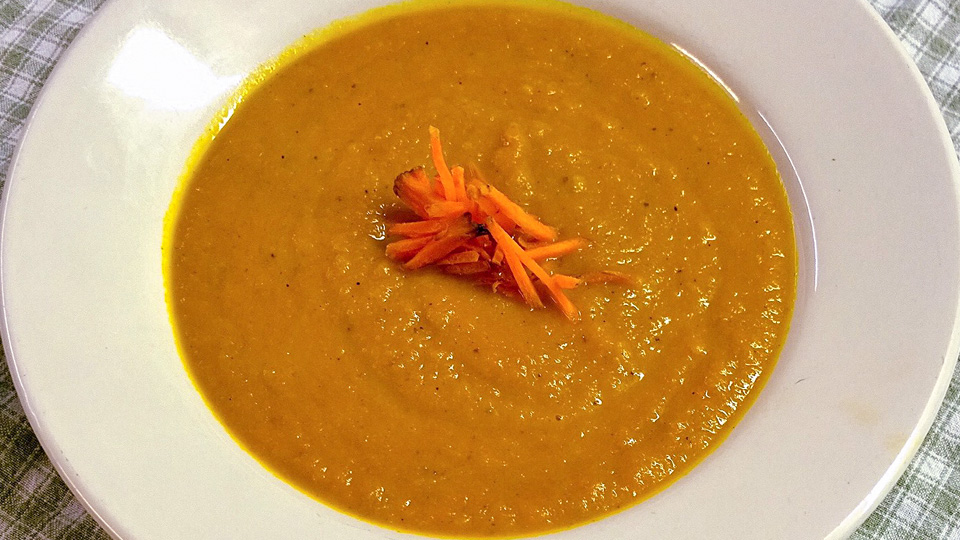 Spiced Carrot and Turnip Puree Soup